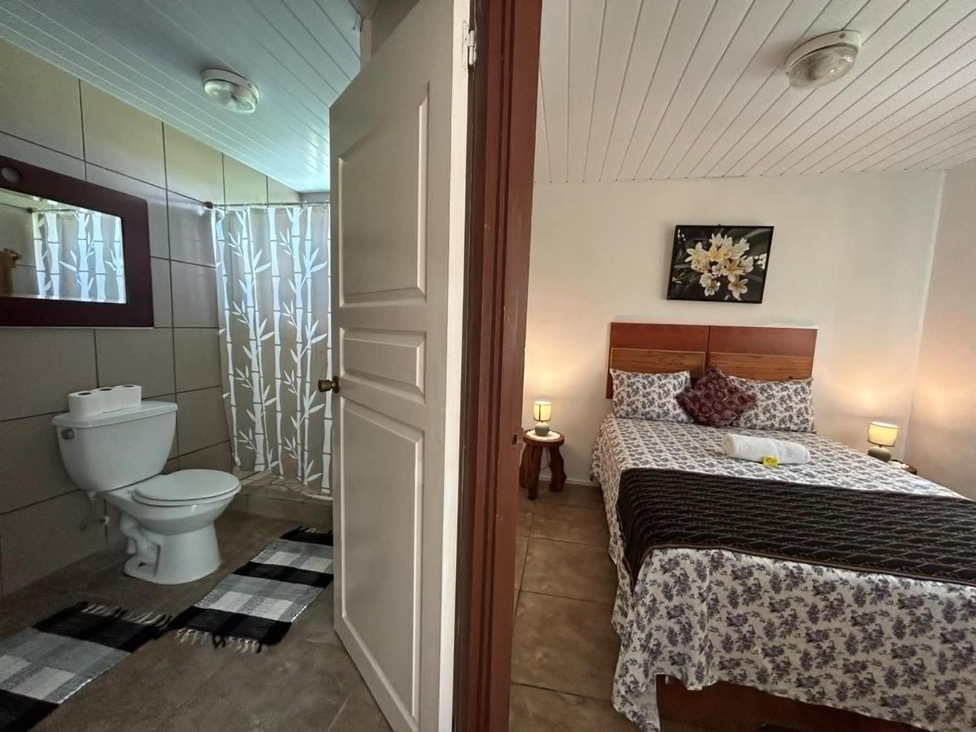 Chez Tamatuamai Hotel Avatoru Kültér fotó
