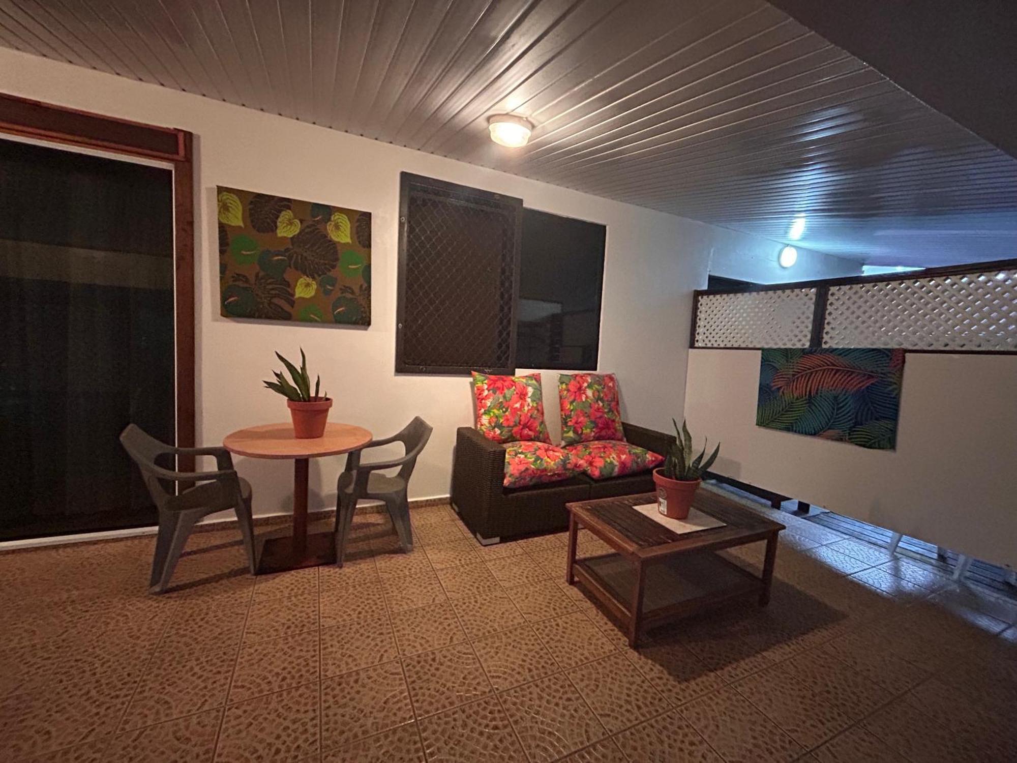 Chez Tamatuamai Hotel Avatoru Kültér fotó
